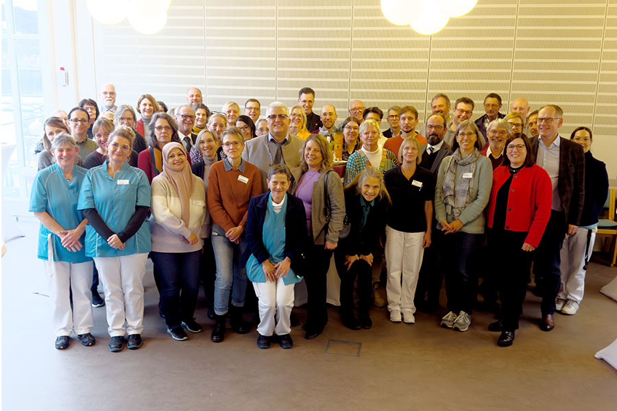 Gruppenfoto: Abschied von Dr. Matthias Rudolph als Ärztlicher Leiter der Mittelrhein-Klinik